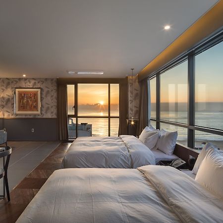 Brown Dot Hotel Songjung Busan Ngoại thất bức ảnh