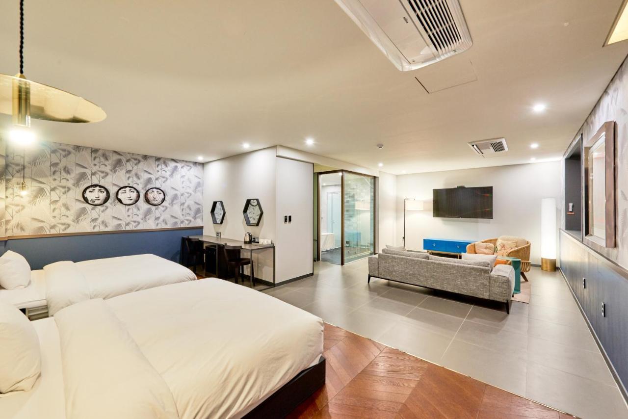 Brown Dot Hotel Songjung Busan Ngoại thất bức ảnh