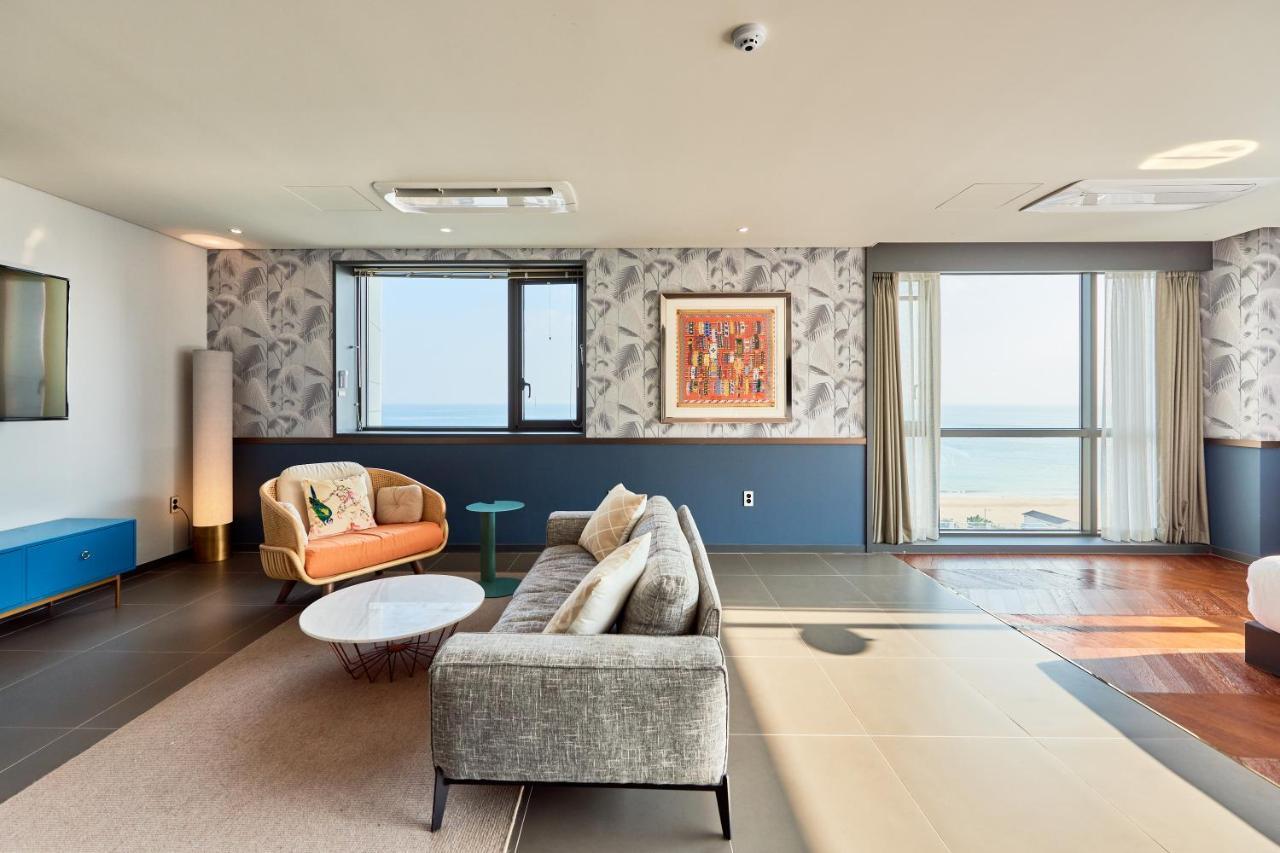 Brown Dot Hotel Songjung Busan Ngoại thất bức ảnh