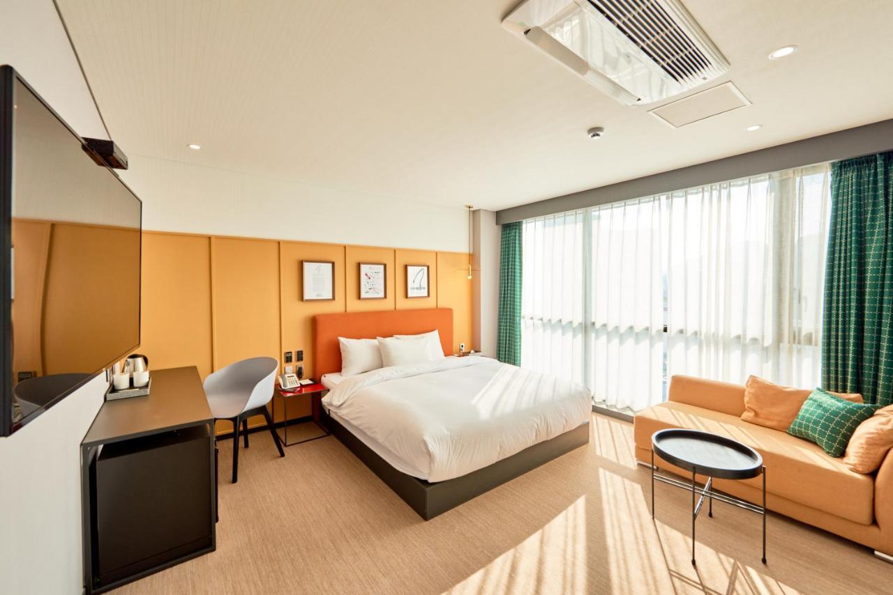 Brown Dot Hotel Songjung Busan Ngoại thất bức ảnh
